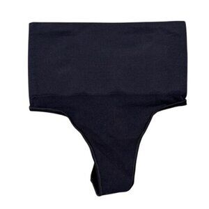NWOT Skims S/M Seamless Sculpt Mid Waist Thong Core Control Black Onyx MSRP 34